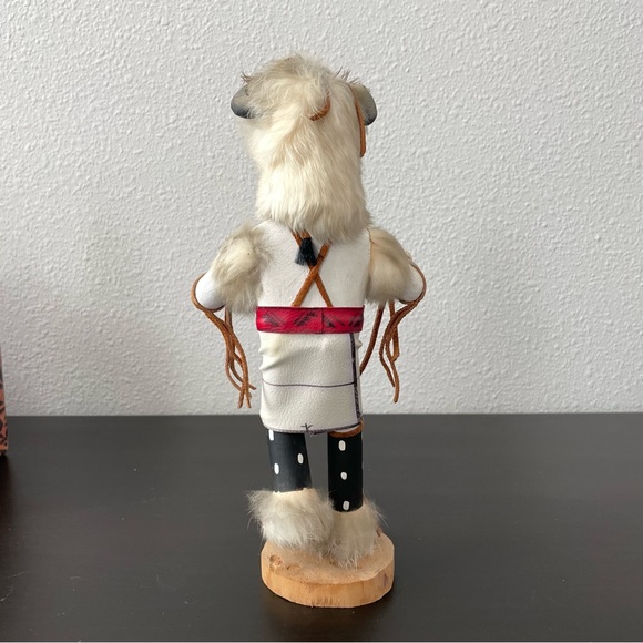 11” White Buffalo Kachina Spirit Doll Native Warrior Dancer Signed ESTATE - Picture 6 of 15